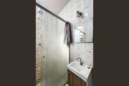 Banheiro de apartamento para alugar com 2 quartos, 60m² em Maracanã, Rio de Janeiro
