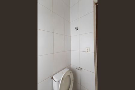 Casa para alugar com 50m², 1 quarto e 1 vaga Casa para alugar com 50m², 1 quarto e 1 vagaBanheiro