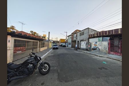Vista da Rua de casa para alugar com 1 quarto, 50m² em Vila Constança, São Paulo