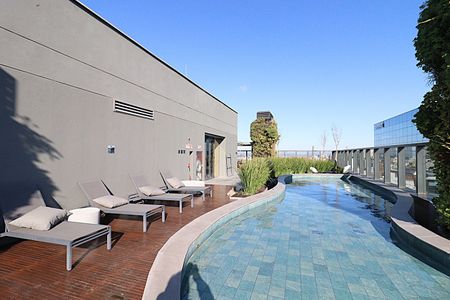 Área comum - Piscina de kitnet/studio para alugar com 1 quarto, 39m² em Auxiliadora, Porto Alegre