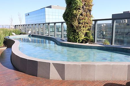 Área comum - Piscina de kitnet/studio para alugar com 1 quarto, 39m² em Auxiliadora, Porto Alegre