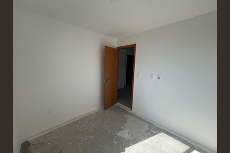 Quarto 1 de apartamento para alugar com 2 quartos, 40m² em Morumbi, São Paulo