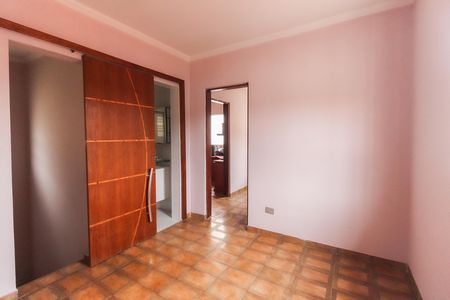 Casa à venda com 200m², 3 quartos e 2 vagas Casa à venda com 200m², 3 quartos e 2 vagasQuarto 3 - Suíte