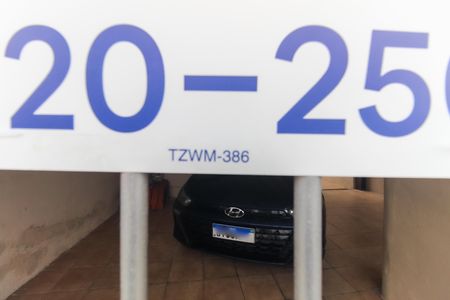Casa à venda com 200m², 3 quartos e 2 vagas Casa à venda com 200m², 3 quartos e 2 vagasPlaca TZWM-386