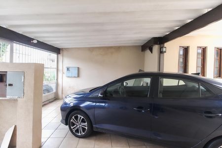 Casa à venda com 200m², 3 quartos e 2 vagas Casa à venda com 200m², 3 quartos e 2 vagasGaragem