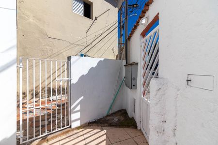Casa para alugar com 150m², 3 quartos e 2 vagas Casa para alugar com 150m², 3 quartos e 2 vagasCorredor de Entrada
