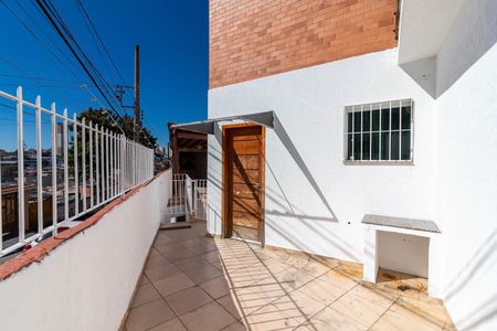 Casa para alugar com 150m², 3 quartos e 2 vagas Casa para alugar com 150m², 3 quartos e 2 vagasCorredor de Entrada