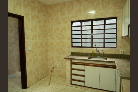 Cozinha de casa para alugar com 3 quartos, 172m² em Jardim dos Calegaris, Paulínia