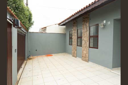 Garagem de casa para alugar com 3 quartos, 172m² em Jardim dos Calegaris, Paulínia