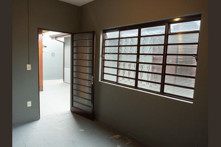Quarto externo de casa para alugar com 3 quartos, 172m² em Jardim dos Calegaris, Paulínia