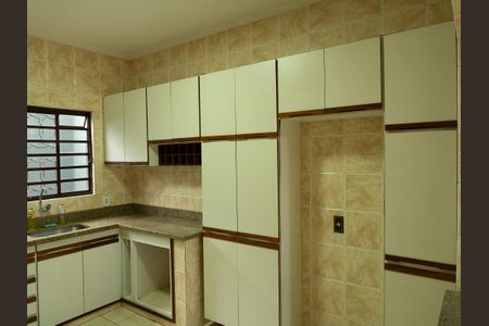 Cozinha de casa para alugar com 3 quartos, 172m² em Jardim dos Calegaris, Paulínia