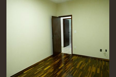 Casa para alugar com 172m², 3 quartos e 3 vagas Casa para alugar com 172m², 3 quartos e 3 vagasQuarto 1