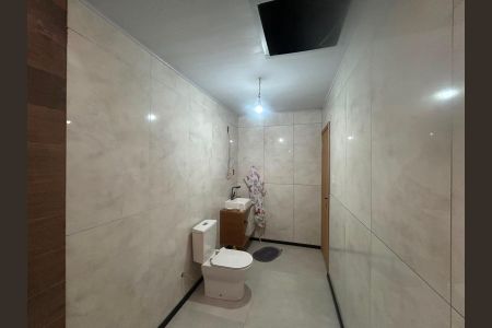Casa para alugar com 160m², 2 quartos e 1 vaga Casa para alugar com 160m², 2 quartos e 1 vagaBanheiro