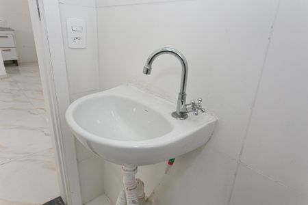 Apartamento para alugar com 55m², 2 quartos e sem vaga Apartamento para alugar com 55m², 2 quartos e sem vagaBanheiro