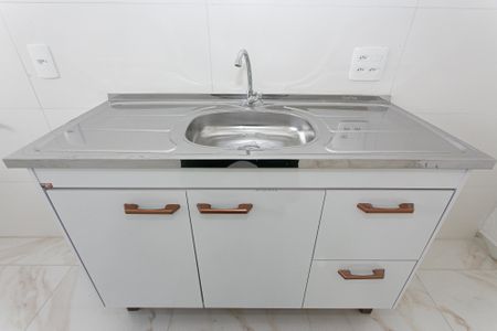 Apartamento para alugar com 55m², 2 quartos e sem vaga Apartamento para alugar com 55m², 2 quartos e sem vagaCozinha - Armário