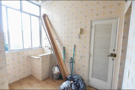 Apartamento à venda com 60m², 2 quartos e sem vagaÁrea de Serviço