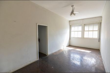 Apartamento à venda com 60m², 2 quartos e sem vagaSala