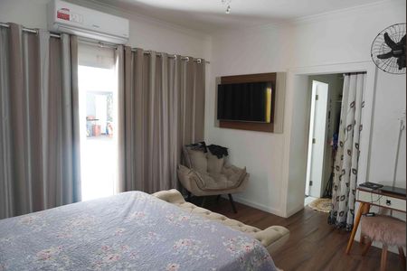 Casa de condomínio à venda com 404m², 3 quartos e 6 vagasSuite 1