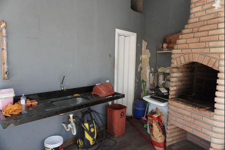 Casa de condomínio à venda com 404m², 3 quartos e 6 vagasChurrasqueira