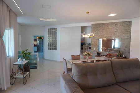 Sala de Jantar de casa de condomínio à venda com 3 quartos, 404m² em Tarumã, Barueri
