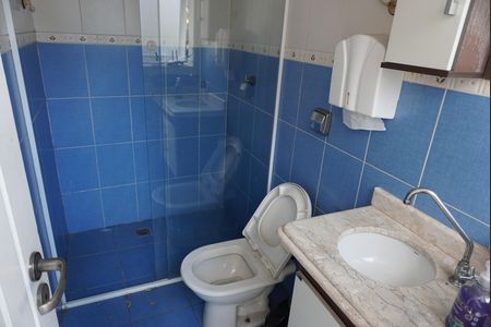 Casa de condomínio à venda com 404m², 3 quartos e 6 vagasBanheiro Área Externa