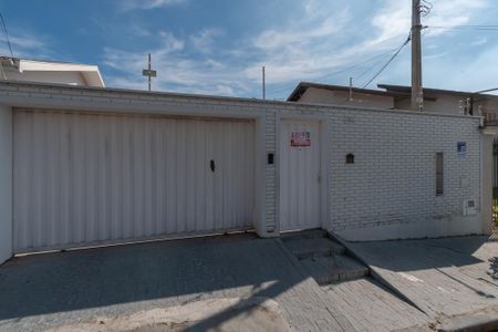 Casa para alugar com 60m², 1 quarto e 4 vagas