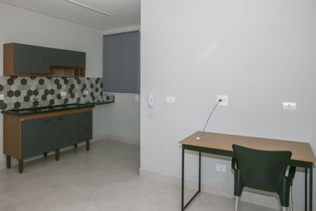 Studio de kitnet/studio para alugar com 1 quarto, 20m² em Lapa de Baixo, São Paulo