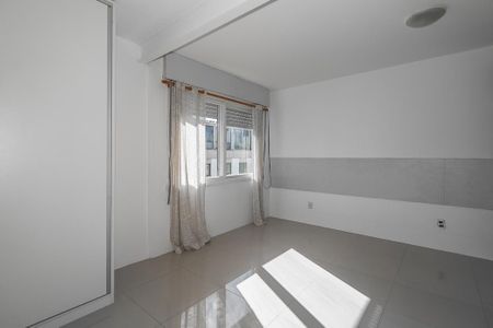 Sala / Quarto de apartamento para alugar com 1 quarto, 60m² em Jardim Lindóia, Porto Alegre