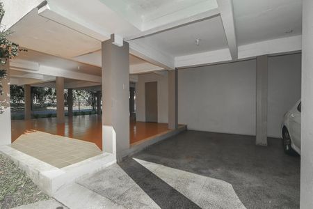 Garagem de apartamento para alugar com 1 quarto, 60m² em Jardim Lindóia, Porto Alegre