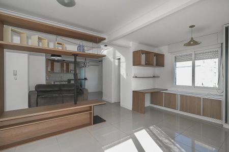 Sala / Quarto de apartamento para alugar com 1 quarto, 60m² em Jardim Lindóia, Porto Alegre