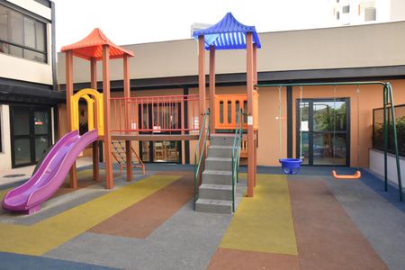 Apartamento para alugar com 64m², 2 quartos e 1 vaga Apartamento para alugar com 64m², 2 quartos e 1 vagaÁrea comum - Playground