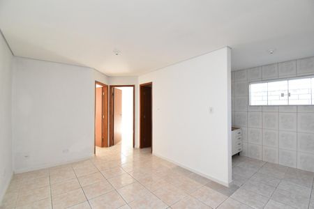 Sala e cozinha  de apartamento para alugar com 2 quartos, 62m² em Vargem Grande, Pinhais