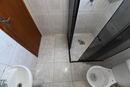 Banheiro de apartamento para alugar com 2 quartos, 62m² em Vargem Grande, Pinhais