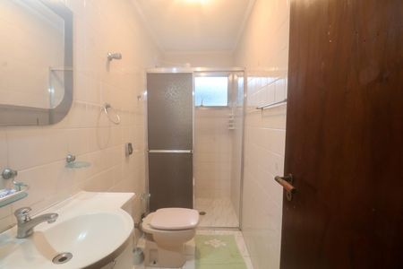 Banheiro Social de apartamento para alugar com 2 quartos, 70m² em Vila Julia, Guarujá