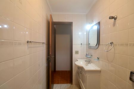 Apartamento para alugar com 70m², 2 quartos e 1 vaga Apartamento para alugar com 70m², 2 quartos e 1 vagaBanheiro Social