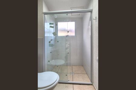 banheiro de apartamento para alugar com 2 quartos, 50m² em Jardim Bom Sucesso, Campinas