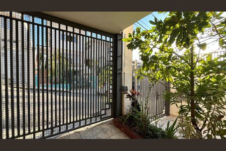 Garagem de casa à venda com 5 quartos, 177m² em Sumaré, São Paulo