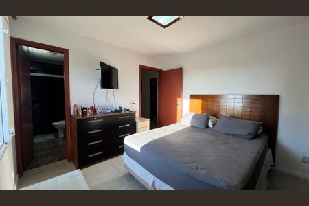 Quarto de casa à venda com 5 quartos, 177m² em Sumaré, São Paulo
