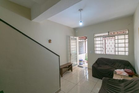 Casa para alugar com 70m², 3 quartos e 1 vaga