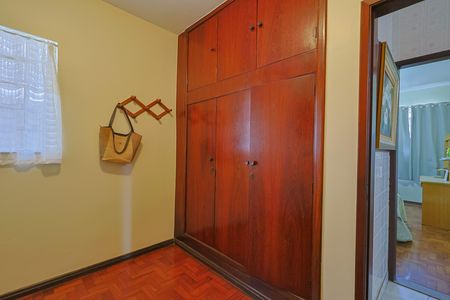 Casa à venda com 3 quartos, 270m² em Esplanada, Belo Horizonte