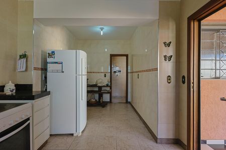 Casa à venda com 3 quartos, 270m² em Esplanada, Belo Horizonte