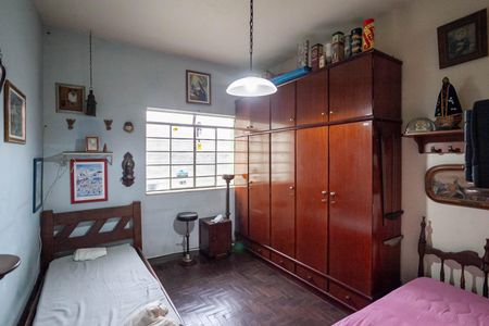 Casa à venda com 146m², 4 quartos e 6 vagas Casa à venda com 146m², 4 quartos e 6 vagasQuarto 3
