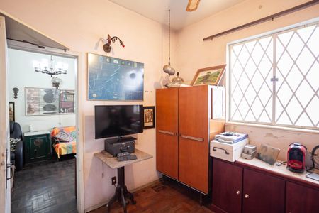 Casa à venda com 146m², 4 quartos e 6 vagas Casa à venda com 146m², 4 quartos e 6 vagasQuarto 1