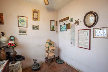 Casa à venda com 146m², 4 quartos e 6 vagas Casa à venda com 146m², 4 quartos e 6 vagasQuarto 1
