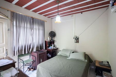 Casa à venda com 146m², 4 quartos e 6 vagas Casa à venda com 146m², 4 quartos e 6 vagasSuíte