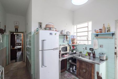 Casa à venda com 146m², 4 quartos e 6 vagas Casa à venda com 146m², 4 quartos e 6 vagasCozinha