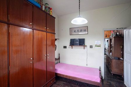 Casa à venda com 146m², 4 quartos e 6 vagas Casa à venda com 146m², 4 quartos e 6 vagasQuarto 3