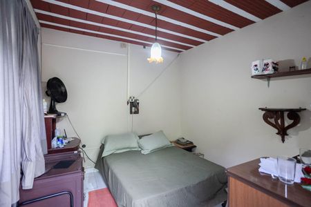 Casa à venda com 146m², 4 quartos e 6 vagas Casa à venda com 146m², 4 quartos e 6 vagasSuíte
