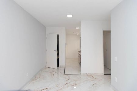 Sala de apartamento à venda com 2 quartos, 38m² em Jardim Recanto Verde, São Paulo