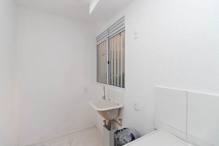 Apartamento à venda com 38m², 2 quartos e sem vaga Apartamento à venda com 38m², 2 quartos e sem vagaCozinha e Área de Serviço